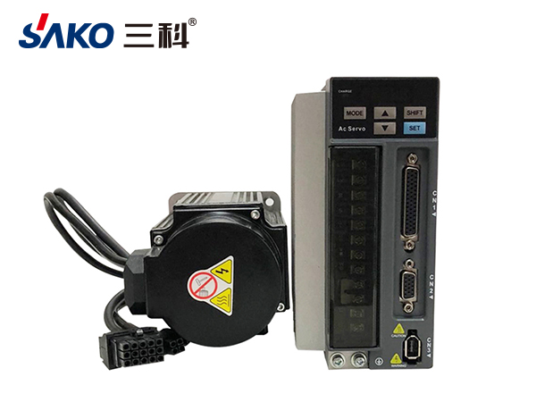 伺服驅(qū)動(dòng)器