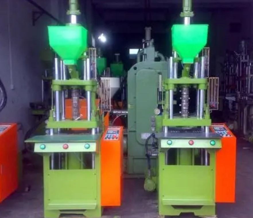 “變頻技術(shù)是如何應用在中國塑料制品行業(yè)的節(jié)能改造中的？”