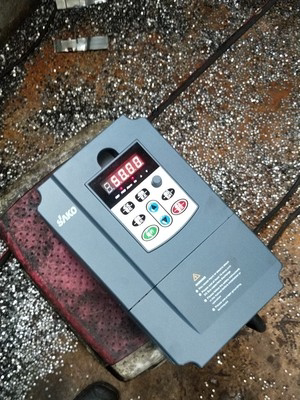 “并紗機變頻器的應用方案”